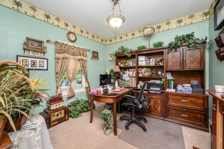 Property listing MLS 4049154 photo 5
