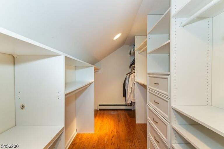 Property listing MLS 4049156 photo 19