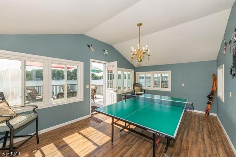 Property listing MLS 4049156 photo 25