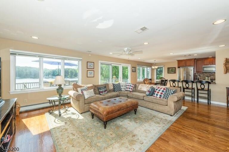 Property listing MLS 4049156 photo 6