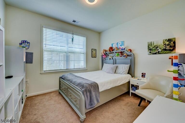 Property listing MLS 4049161 photo 15