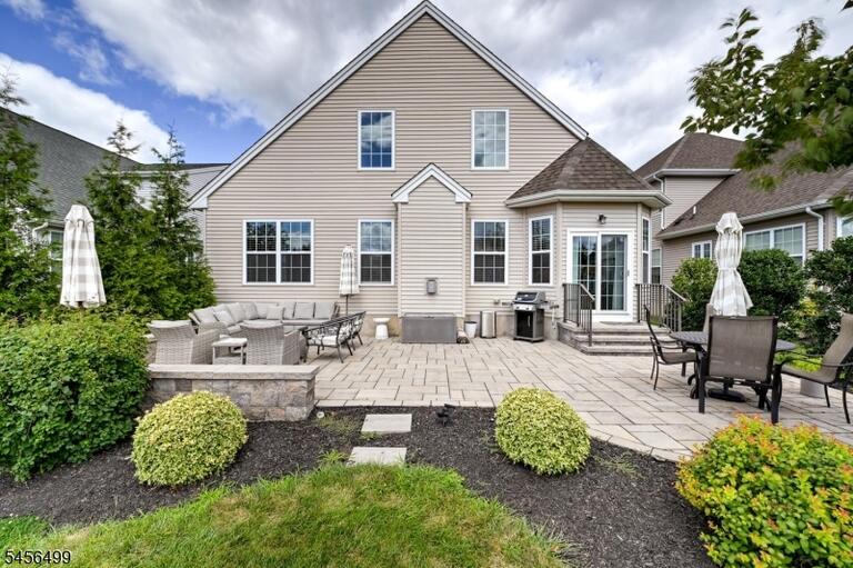 Property listing MLS 4049161 photo 23