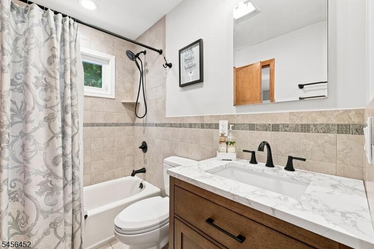 Property listing MLS 4049169 photo 18