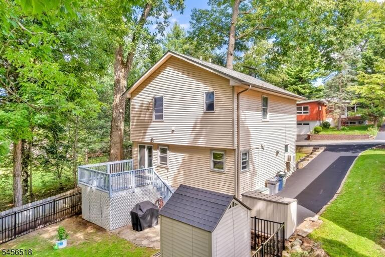 Property listing MLS 4049184 photo 8