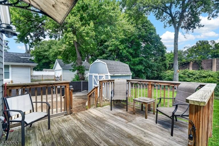 Property listing MLS 4049195 photo 17