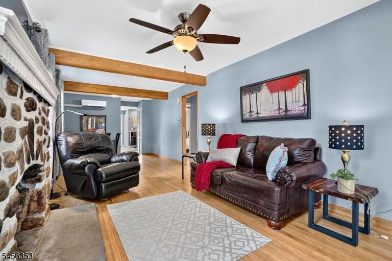 Property listing MLS 4049195 photo 6