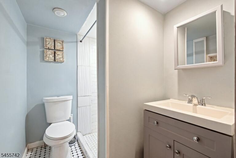 Property listing MLS 4049196 photo 23