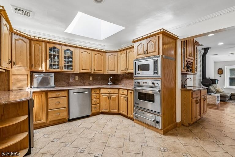Property listing MLS 4049199 photo 10