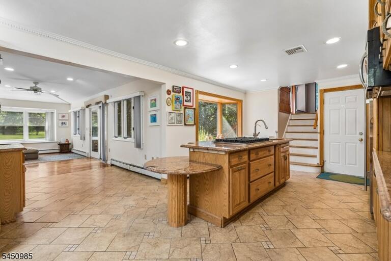 Property listing MLS 4049199 photo 11