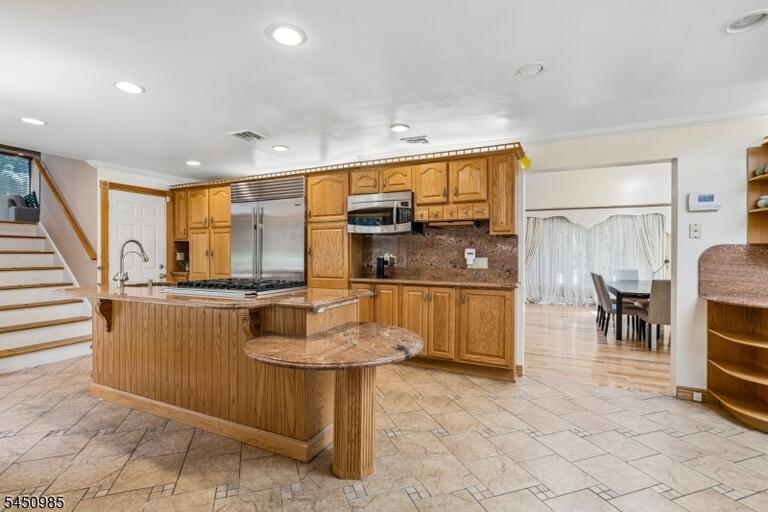 Property listing MLS 4049199 photo 14