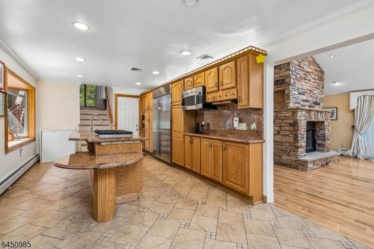 Property listing MLS 4049199 photo 18