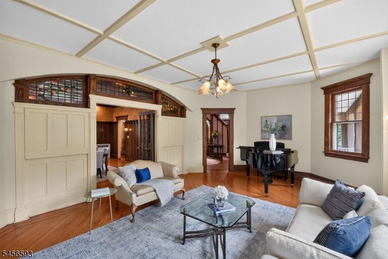 Property listing MLS 4049221 photo 13