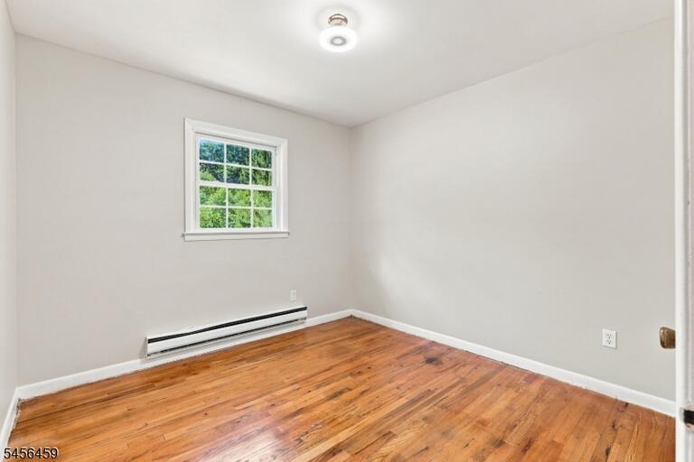 Property listing MLS 4049254 photo 23