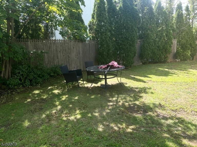 Property listing MLS 4049276 photo 17