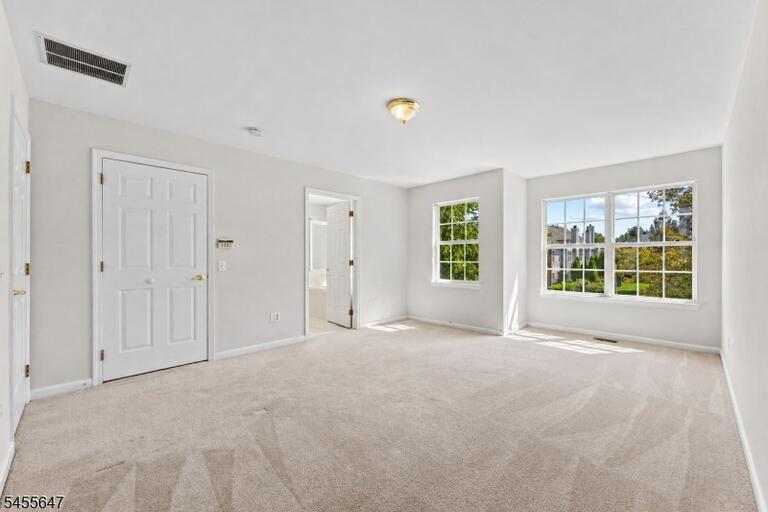 Property listing MLS 4049277 photo 12