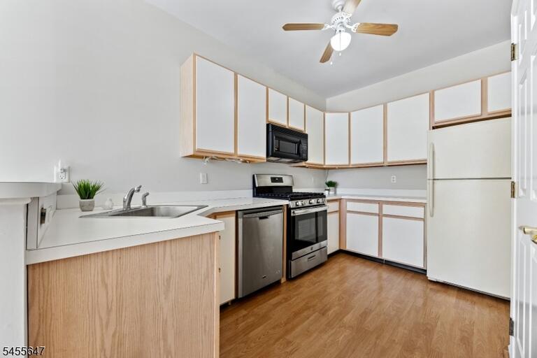 Property listing MLS 4049277 photo 4