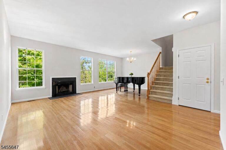 Property listing MLS 4049277 photo 7