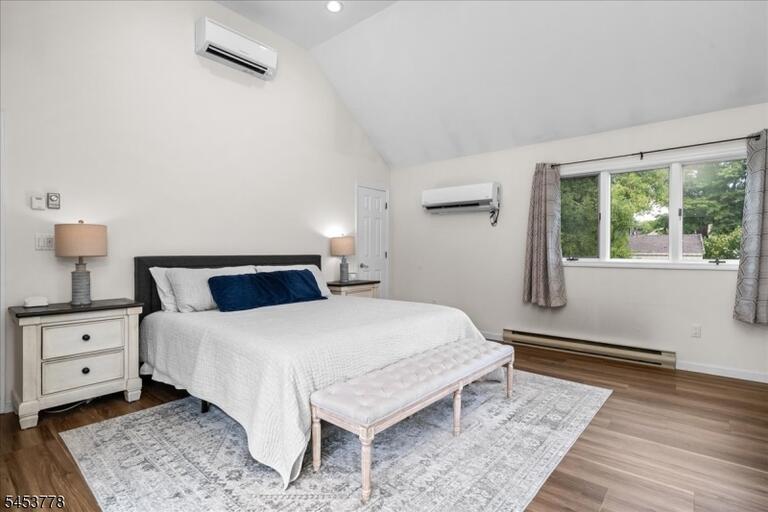 Property listing MLS 4049285 photo 27