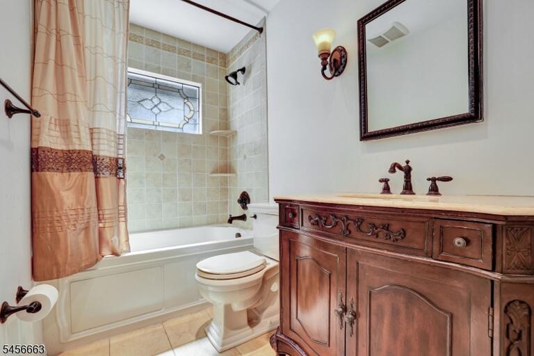 Property listing MLS 4049287 photo 13