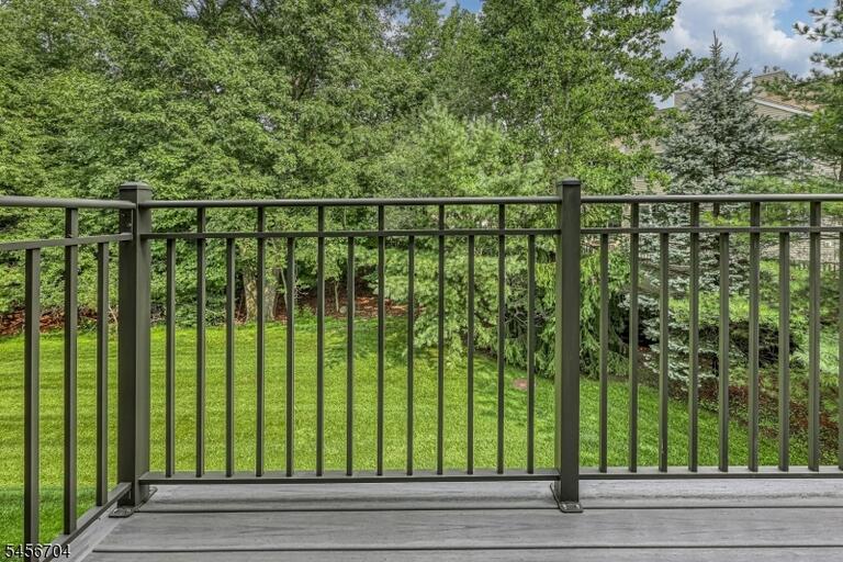 Property listing MLS 4049299 photo 11