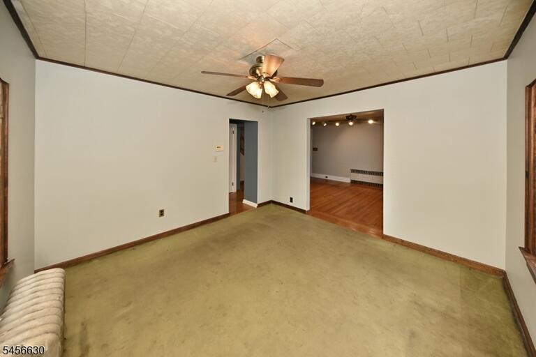 Property listing MLS 4049305 photo 12