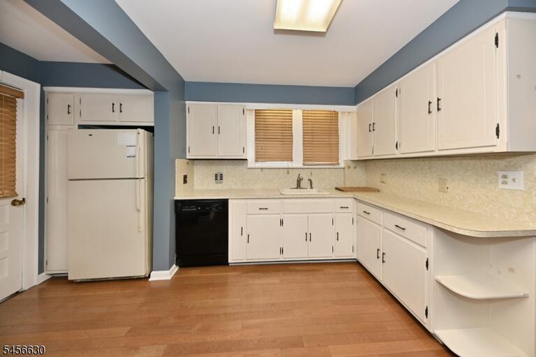 Property listing MLS 4049305 photo 13