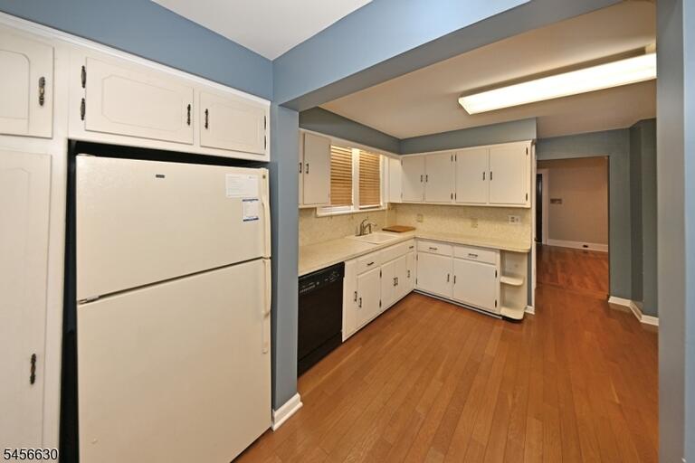 Property listing MLS 4049305 photo 16