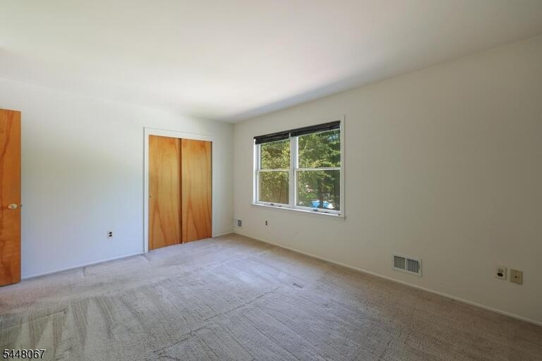 Property listing MLS 4049315 photo 39