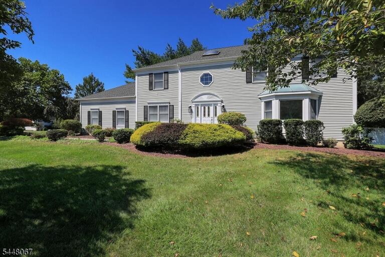 Property listing MLS 4049315 photo 4