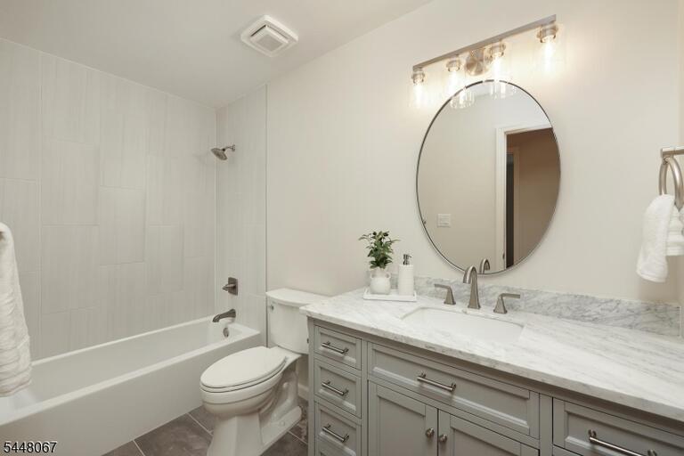 Property listing MLS 4049315 photo 41