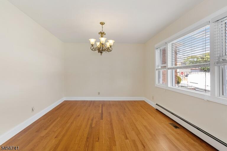Property listing MLS 4049333 photo 7