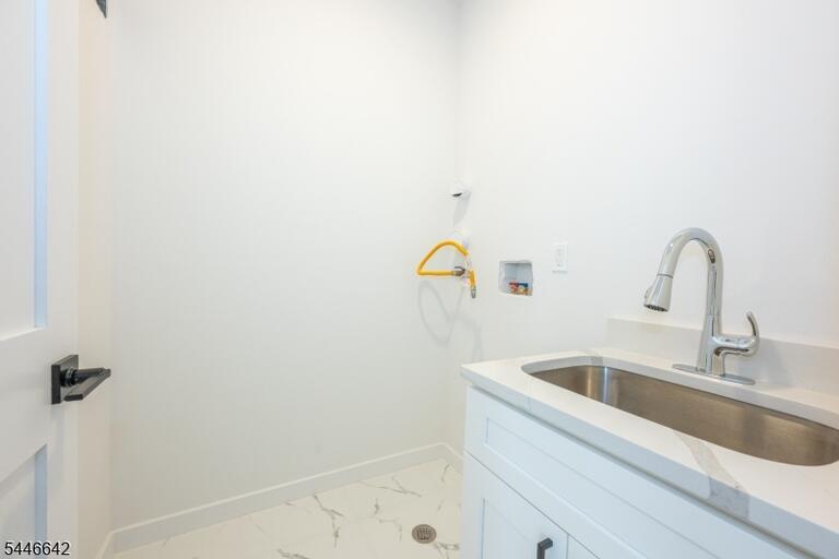 Property listing MLS 4049334 photo 11