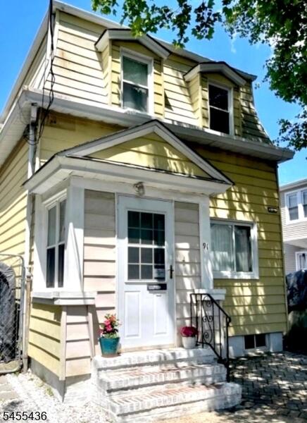 Property listing MLS 4049338 photo 3