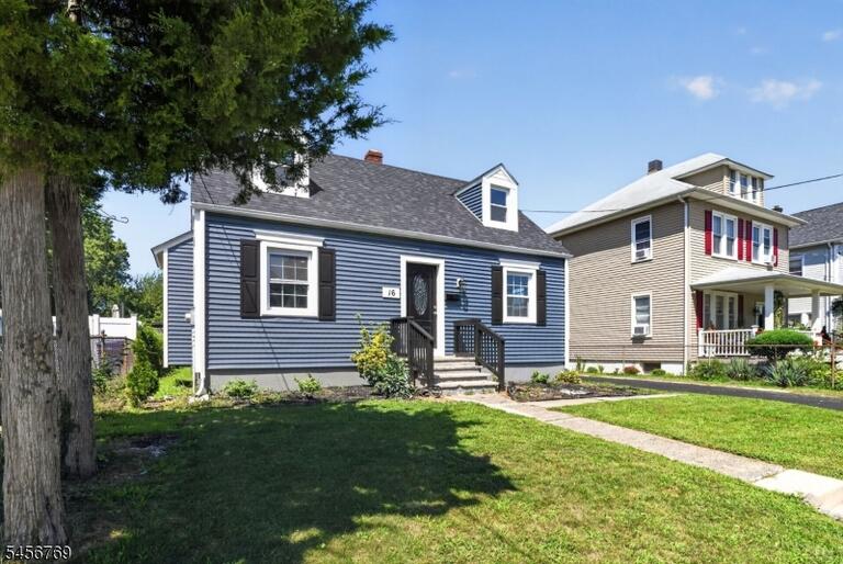 Property listing MLS 4049355 photo 1