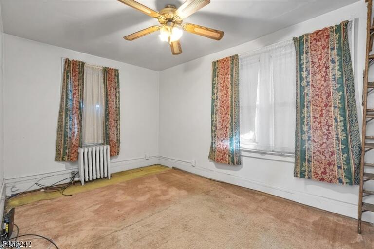 Property listing MLS 4049365 photo 16