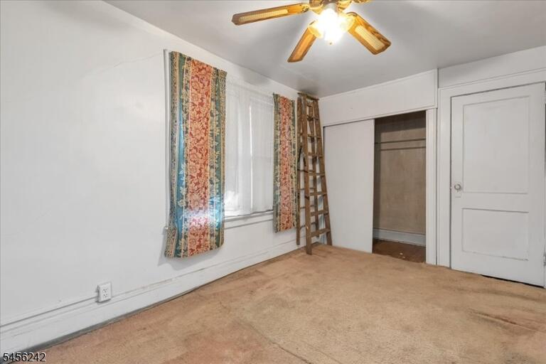 Property listing MLS 4049365 photo 17