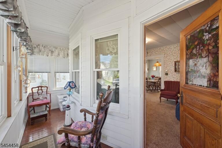 Property listing MLS 4049377 photo 8