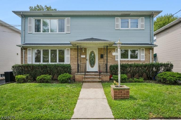 Property listing MLS 4049380 photo 1
