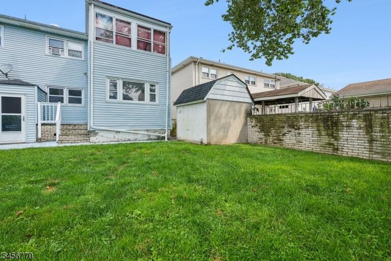 Property listing MLS 4049380 photo 15