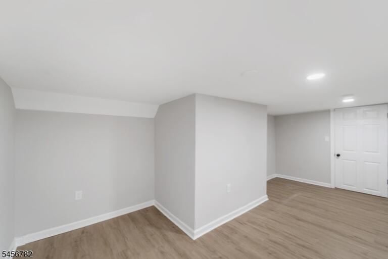 Property listing MLS 4049389 photo 31
