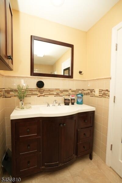 Property listing MLS 4049393 photo 12