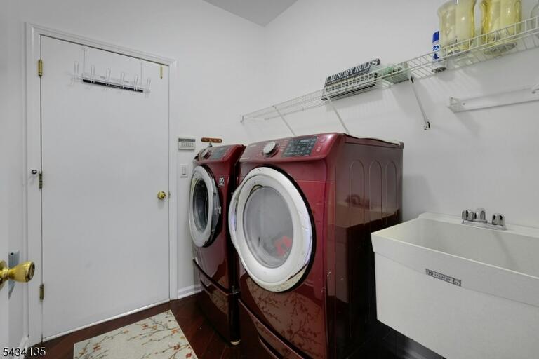 Property listing MLS 4049401 photo 24