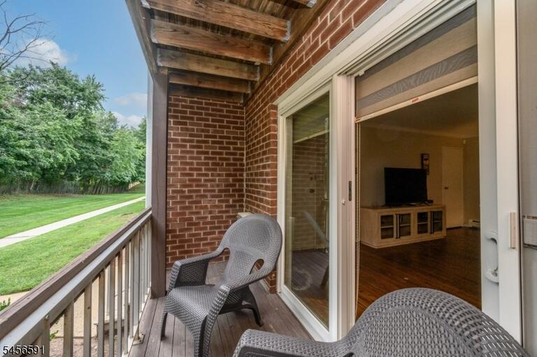 Property listing MLS 4049402 photo 15