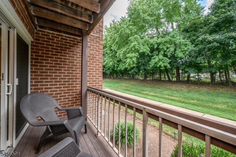 Property listing MLS 4049402 photo 16