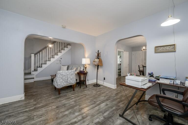 Property listing MLS 4049419 photo 8
