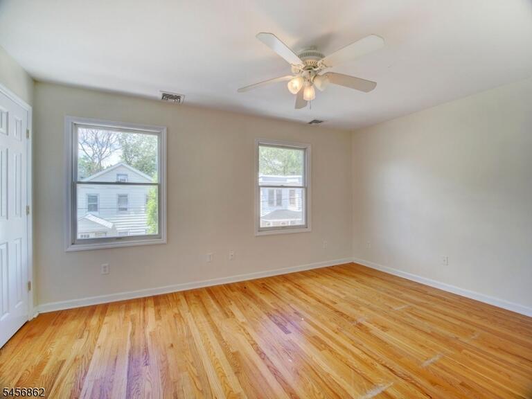 Property listing MLS 4049442 photo 6