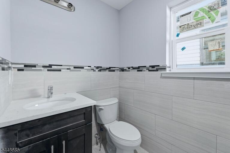Property listing MLS 4049446 photo 25