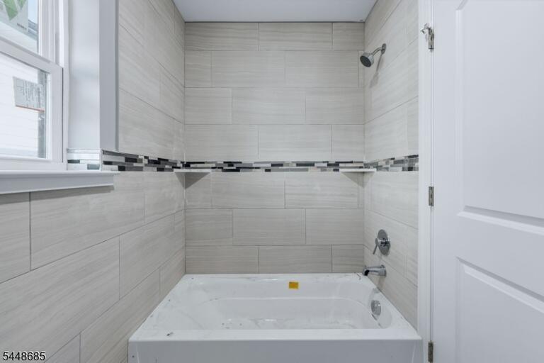 Property listing MLS 4049446 photo 31