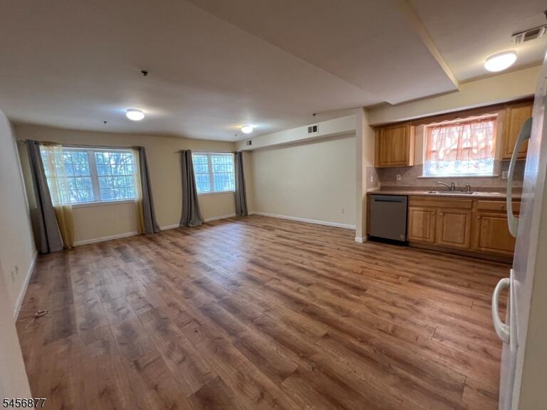 Property listing MLS 4049452 photo 3