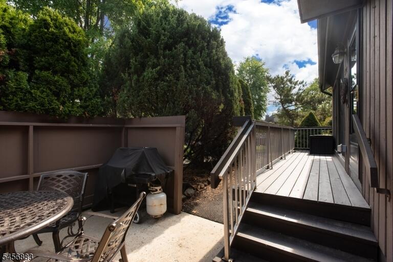 Property listing MLS 4049460 photo 27